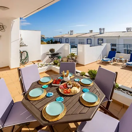 Coolhouses Luz, Lovely 3 Bed Townhouse & Sea Views, Casa Baia Da Vida Luz