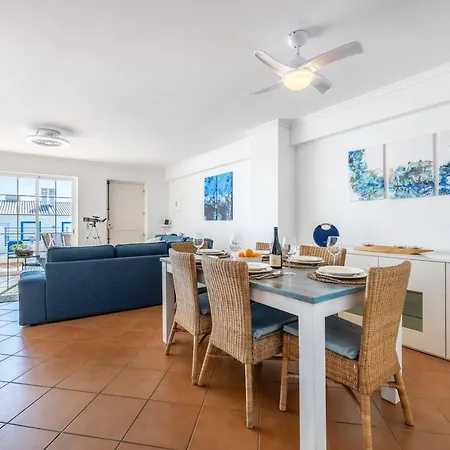 Coolhouses Luz, Lovely 3 Bed Townhouse & Sea Views, Casa Baia Da Vida