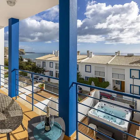 Coolhouses Luz, Lovely 3 Bed Townhouse & Sea Views, Casa Baia Da Vida Dom wakacyjny *