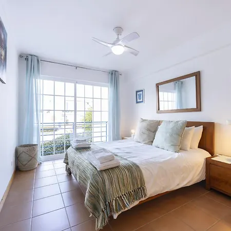 Coolhouses Luz, Lovely 3 Bed Townhouse & Sea Views, Casa Baia Da Vida Nyaraló Luz