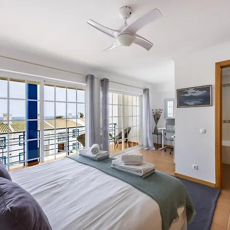 Hébergement de vacances Coolhouses Luz, Lovely 3 Bed Townhouse & Sea Views, Casa Baia Da Vida